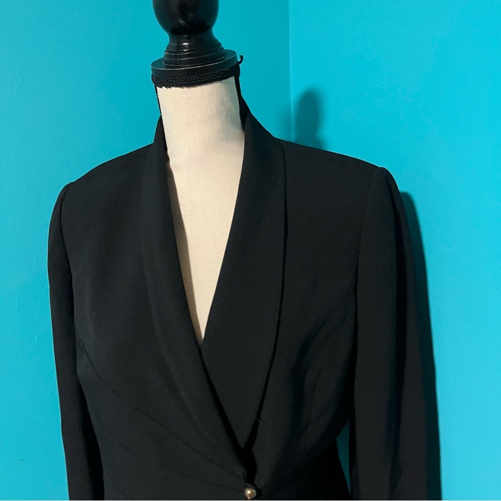 Tahari 8P Solid Black Side Button Blazer Jacket - image 2